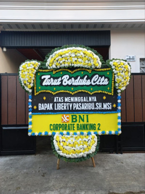 Papan Bunga Duka di Jerambah Gantung