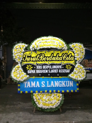 Papan Bunga Duka di Jerambah Gantung